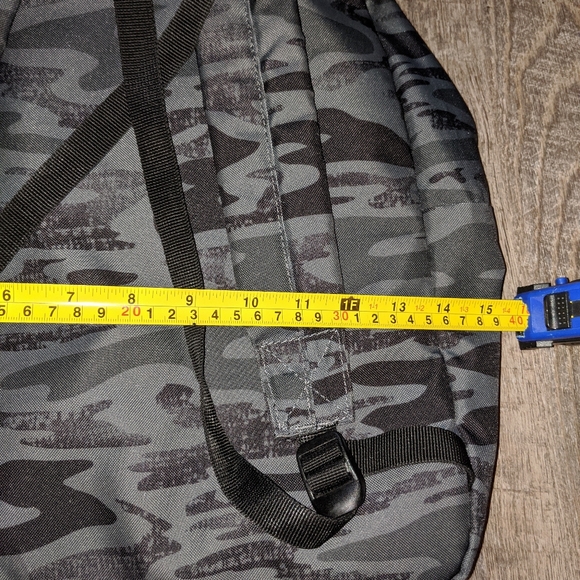 columbia camo backpack